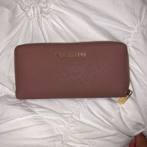 Mk wallet dusty rose/mauve